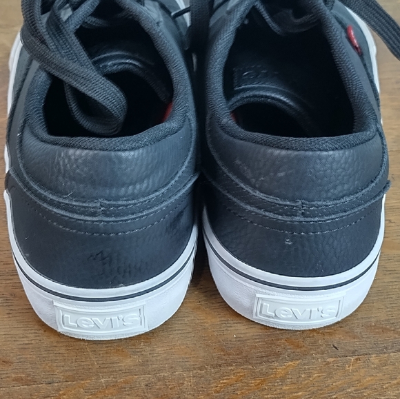Levi's black synthetic leather mens casual fashion shoes - Picture 3 of 15